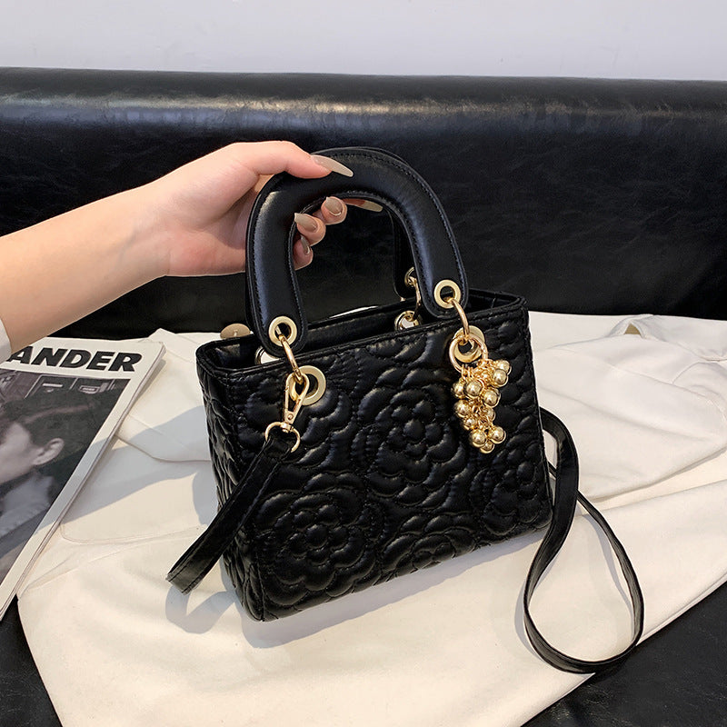 Women's Fashionable Embroidered Shoulder Handbag