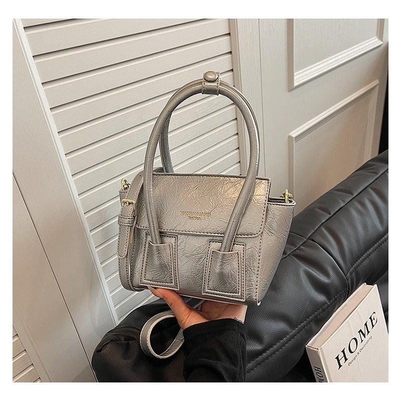 Small niche design wide mouth thick shoulder strap women's crossbody bag handbag, detachable shoulder strap, shiny high-end texture fabric, suitable for dating, traveling, commuting use, popular style