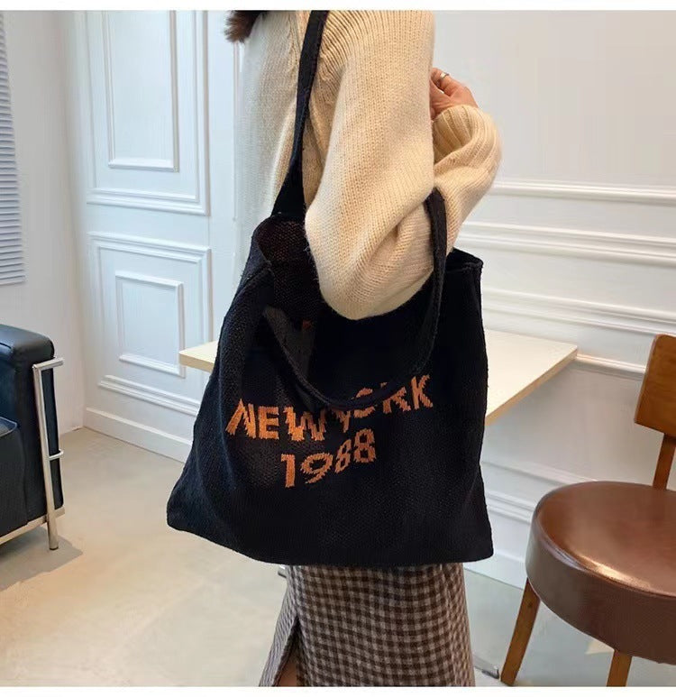 Fashion Large Capacity New Hand-carrying Knitted Bag