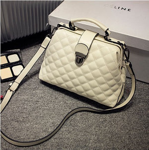 Leather bags 2021 new summer Lingge leather retro Doctor Bag Fashion Shoulder Bag hand-Aria Doejay