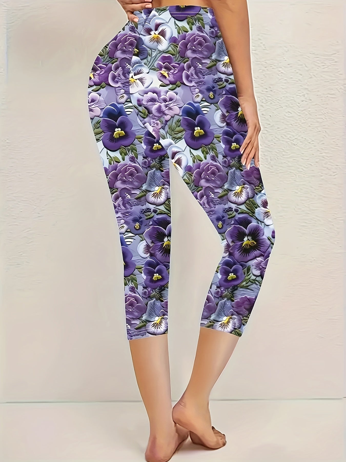 Plus Size Floral Print Skinny Capri Leggings - High Waist, Stretchy, Comfortable, Crop Design - Perfect for Spring & Summer, Women's Casual Wear, Everyday Essentials