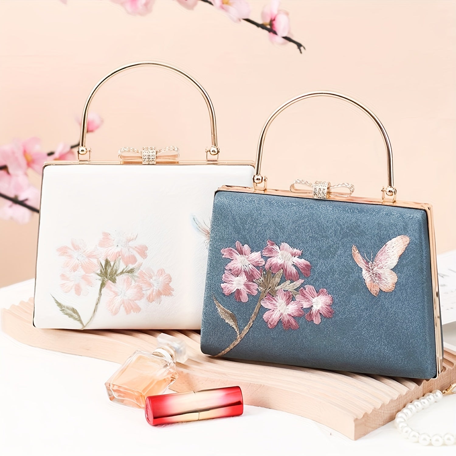 Women Crossbody Bag Vintage Elegant Ladies Handbags Embroidery Design Shoulder Bags for Wedding Party Sling Bags Ideal Gift