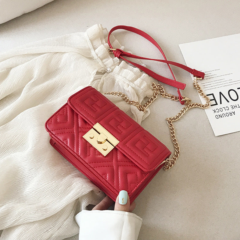 Fashion One-shoulder Messenger Chain Bag, Embroidery Thread Rhombic Temperament Girl Small Square Bag