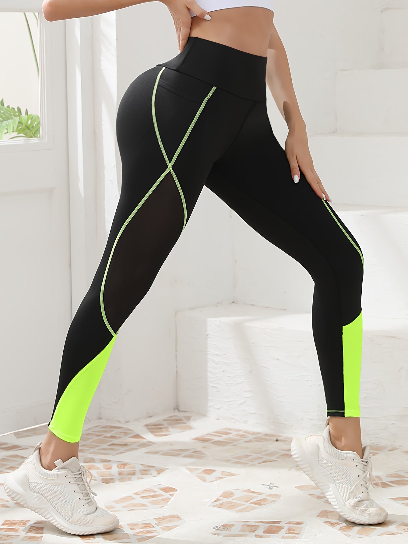 High Waist Women's Yoga Leggings, Tight Fit, Color Block Design, Women's Activewear