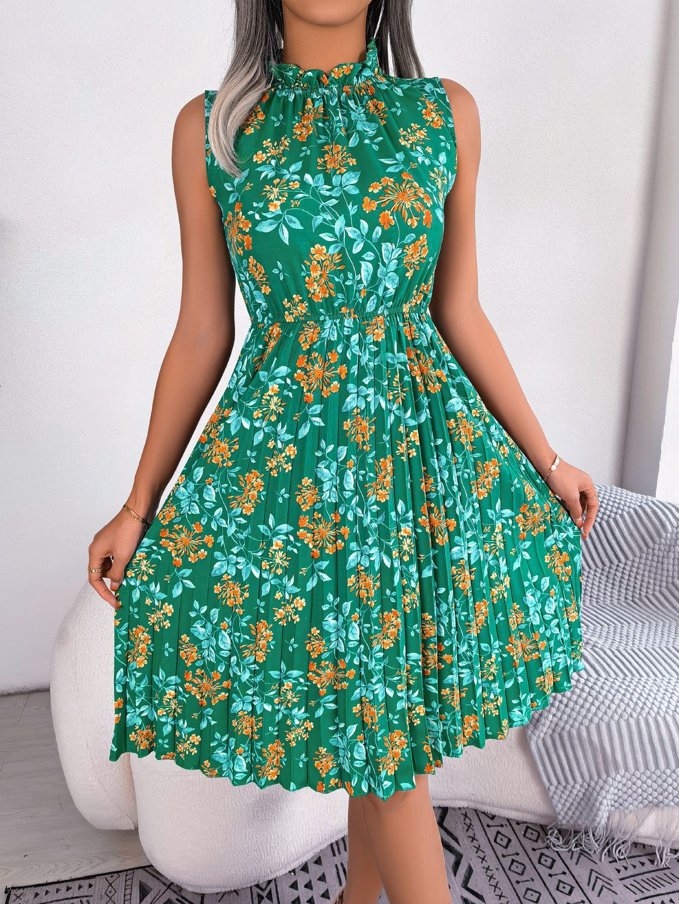 Spring And Summer Wooden Ear Flowers Cinched Pleated Dress-Aria Doejay