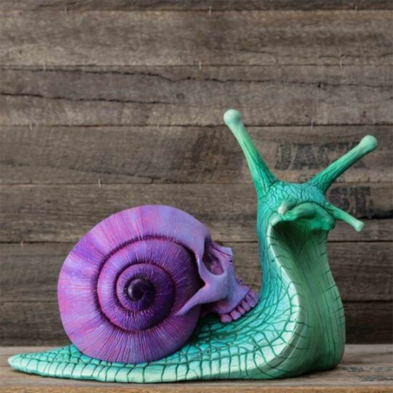 Snail Skull Sculpture Gothic Decoration Snail Statue Patio Snail Figurine Crafts Home Decoration Accessories Kawaii Room Decor-Aria Doejay