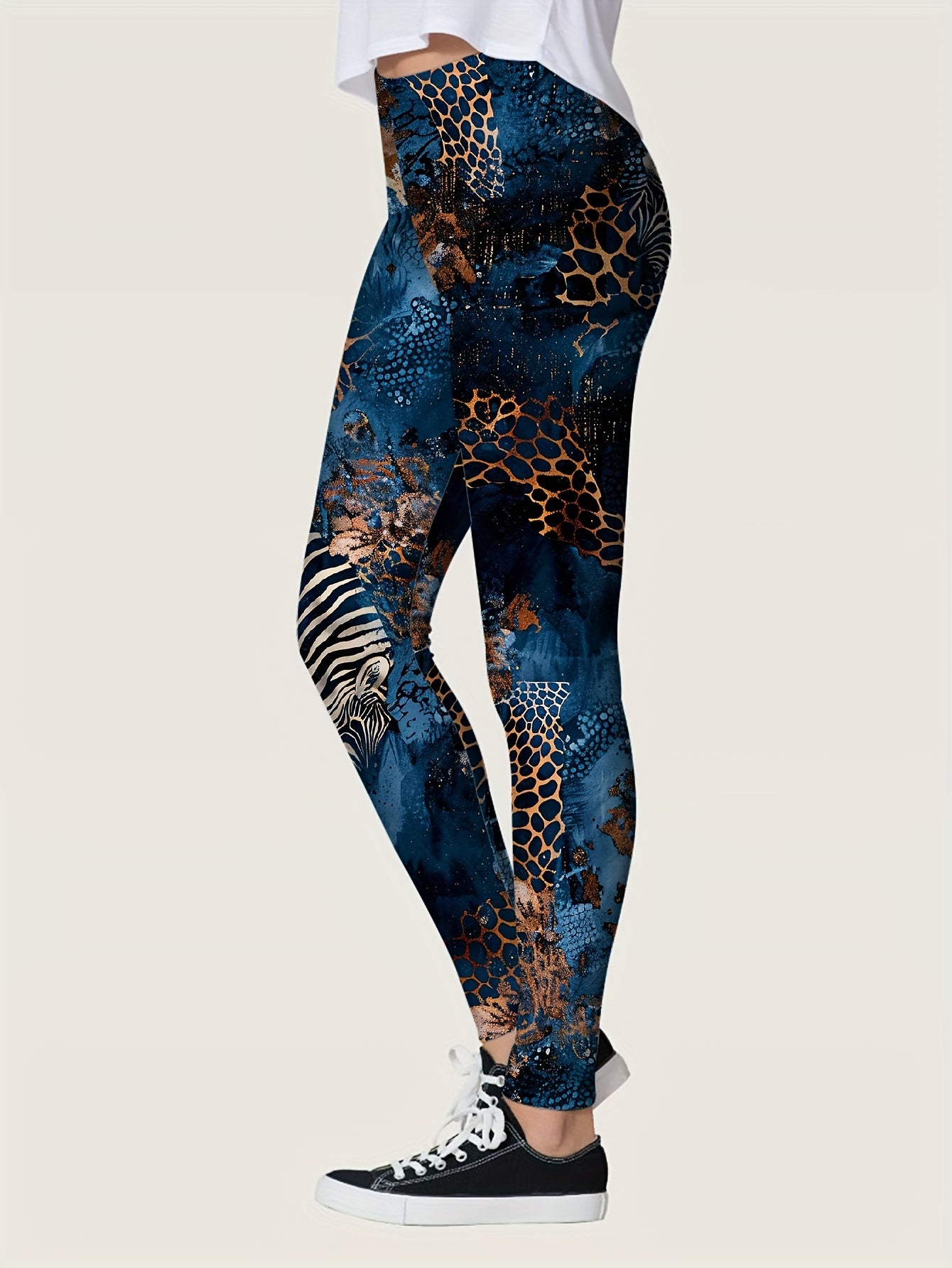 Women's Ultra-Soft Stretchy Leggings - Bold Print, Comfort Fit for All Seasons, Machine Washable