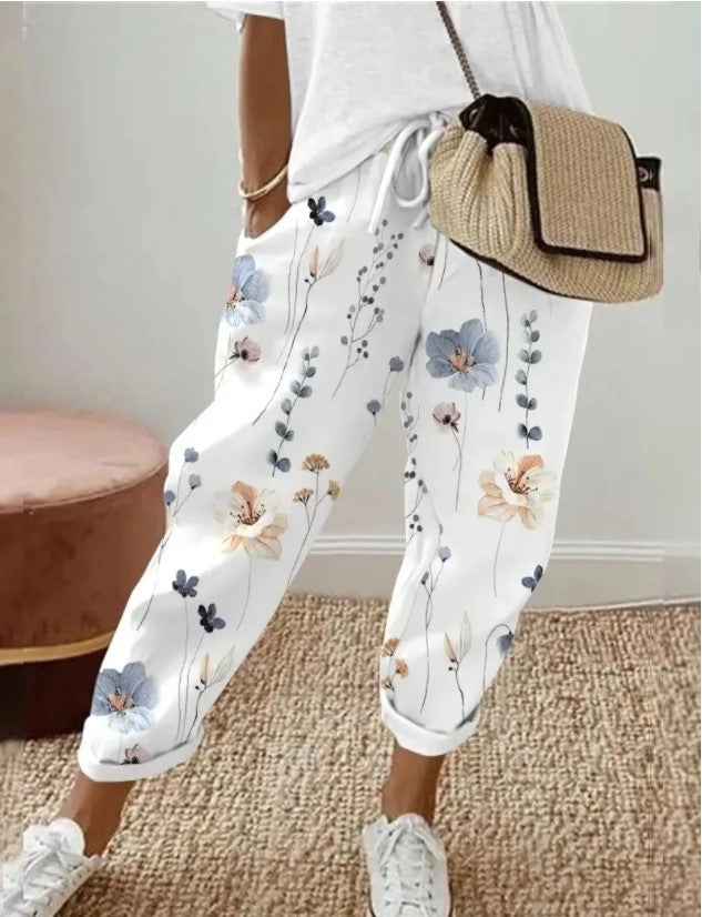 Spring New Women's Casual Printed Elastic Waist With Pockets Cropped Straight Pants-Aria Doejay